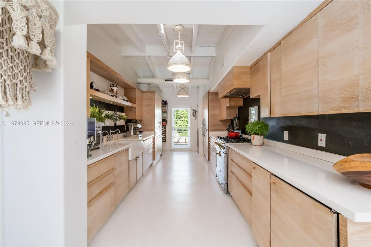 330 Gulf Rd , Key Biscayne, FL 33149 Photo