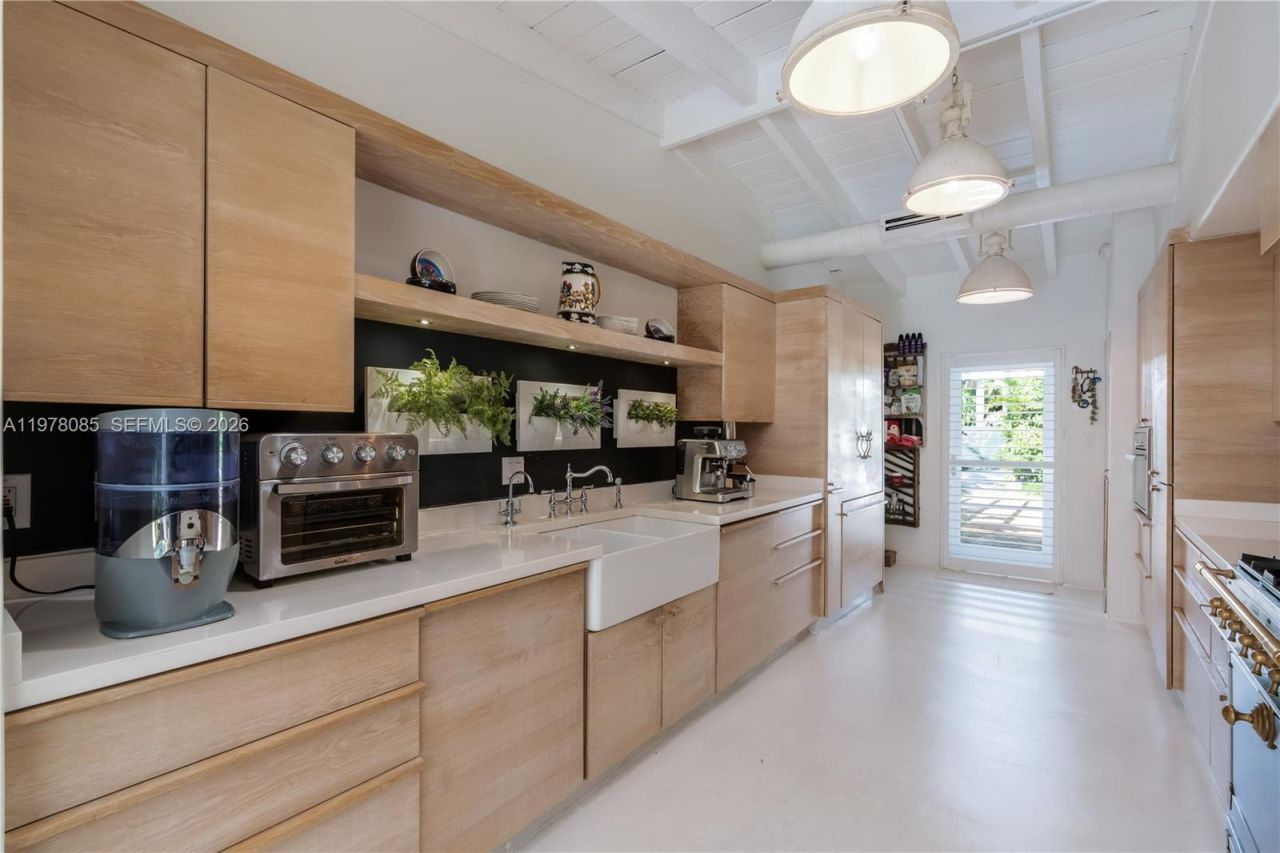 330 Gulf Rd , Key Biscayne, FL 33149 Photo