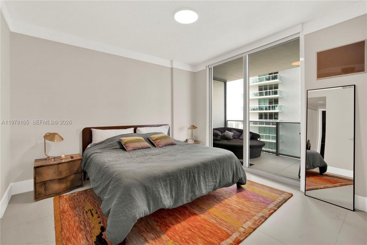 488 NE 18th St, Unit 2507, Miami, FL 33132 Photo