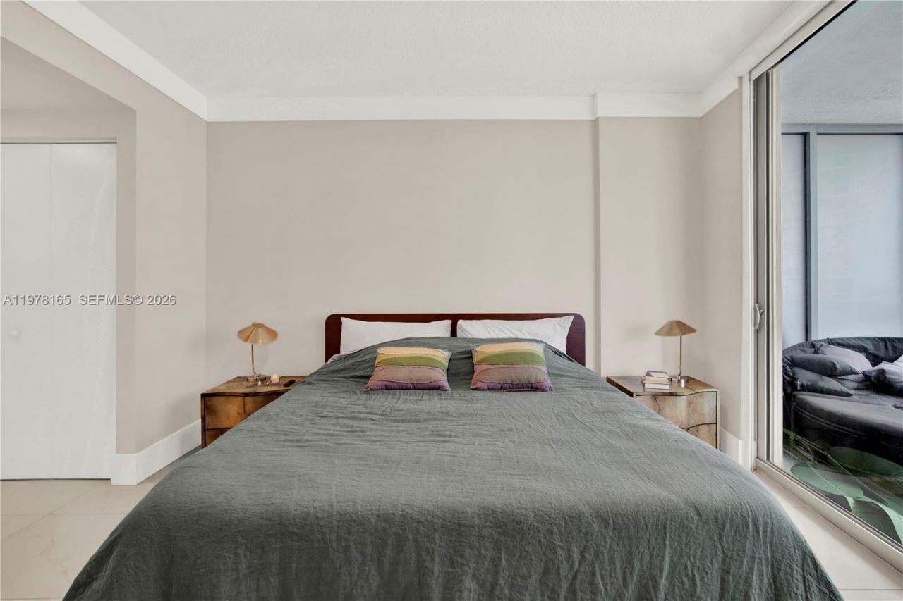 488 NE 18th St, Unit 2507, Miami, FL 33132 Photo