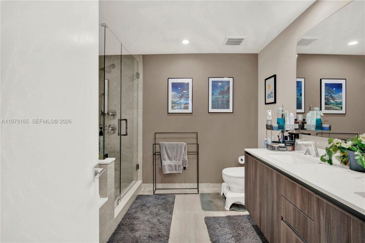 488 NE 18th St, Unit 2507, Miami, FL 33132 Photo