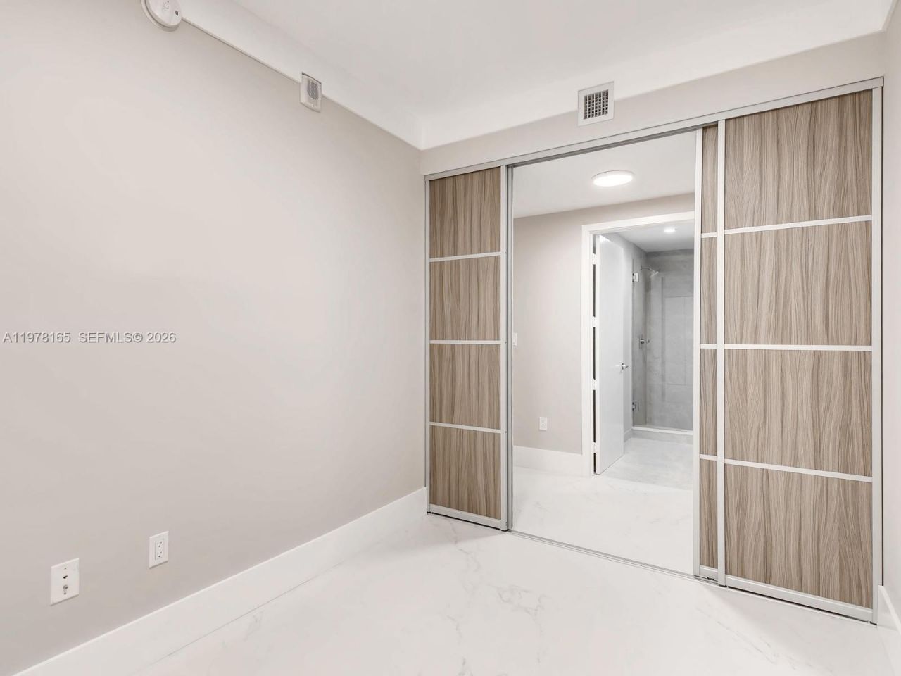 488 NE 18th St, Unit 2507, Miami, FL 33132 Photo