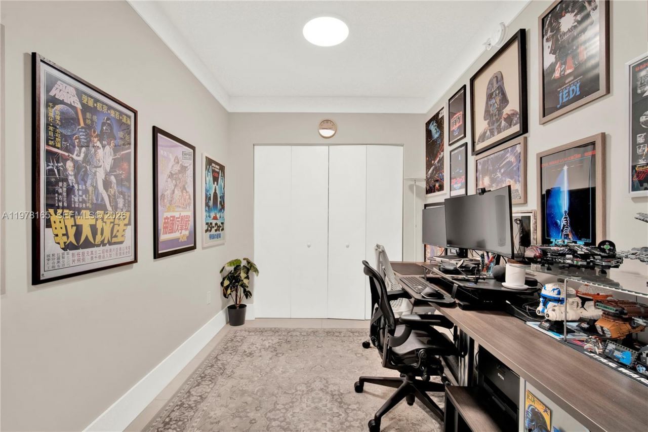 488 NE 18th St, Unit 2507, Miami, FL 33132 Photo