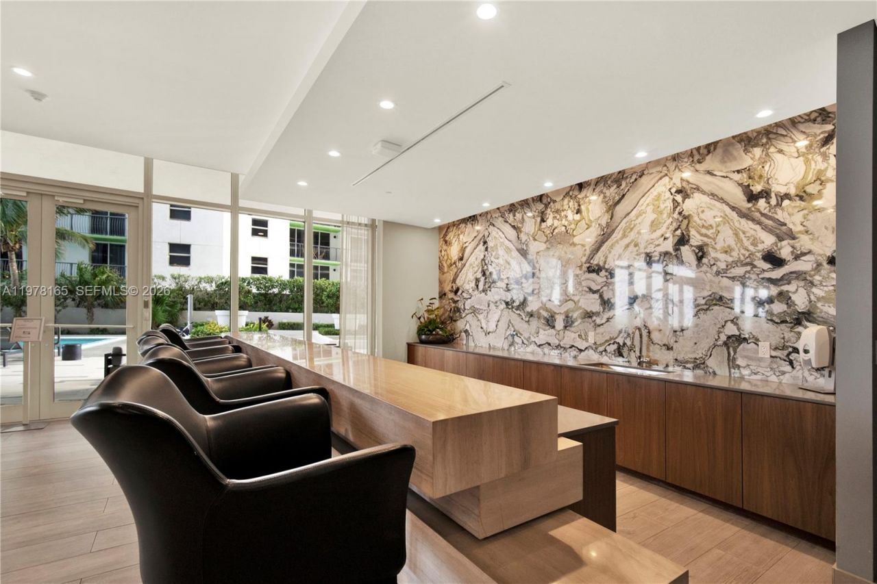 488 NE 18th St, Unit 2507, Miami, FL 33132 Photo