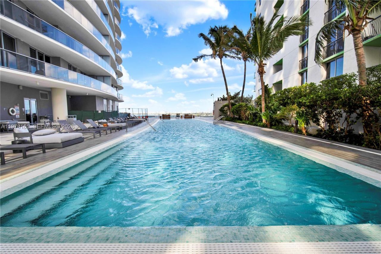 488 NE 18th St, Unit 2507, Miami, FL 33132 Photo