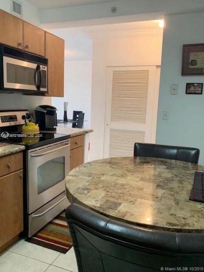 401 69th St , Unit 1206, Miami Beach, FL 33141 Photo
