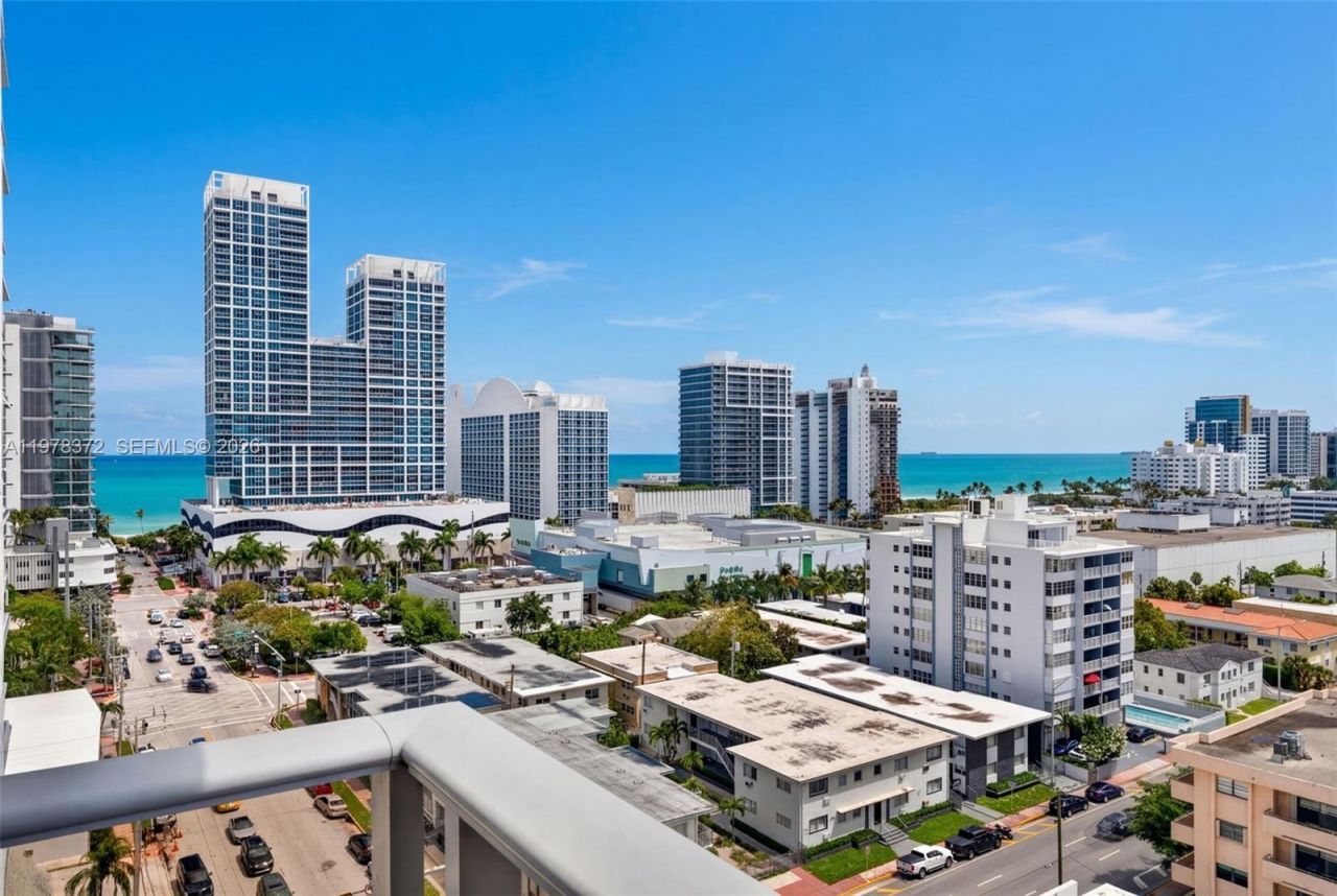 401 69th St, Unit 1206, Miami Beach, FL 33141 Photo