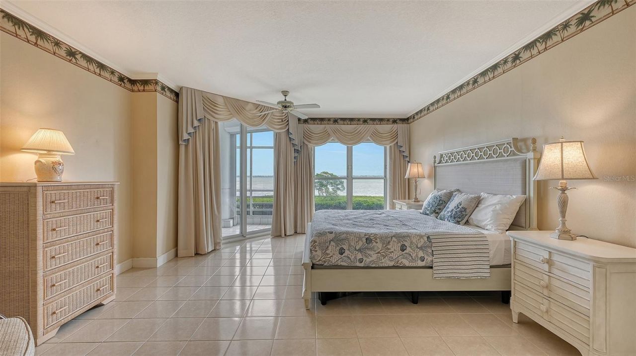 2450 Harbourside Drive, Unit 212, Longboat Key, FL 34228 Photo