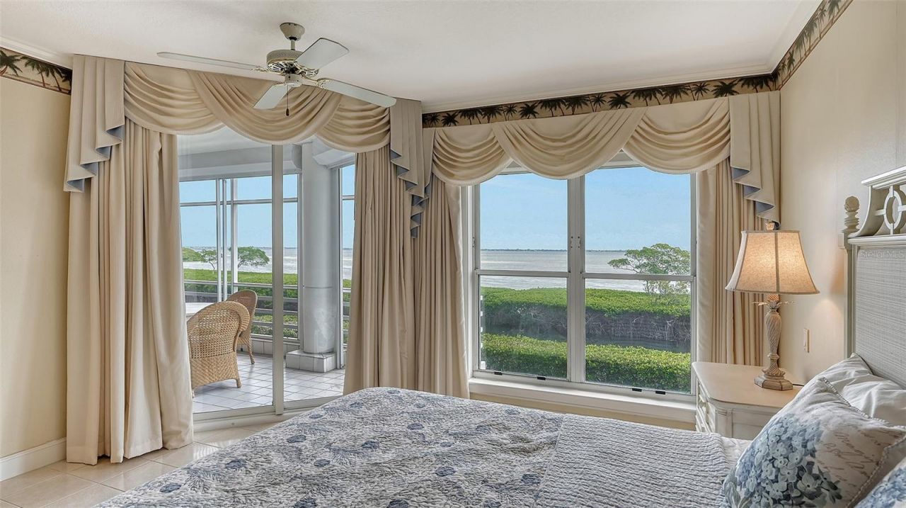 2450 Harbourside Drive, Unit 212, Longboat Key, FL 34228 Photo