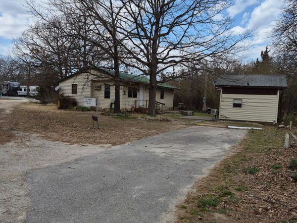 217 Blue Spruce Drive , Eucha, OK 74342