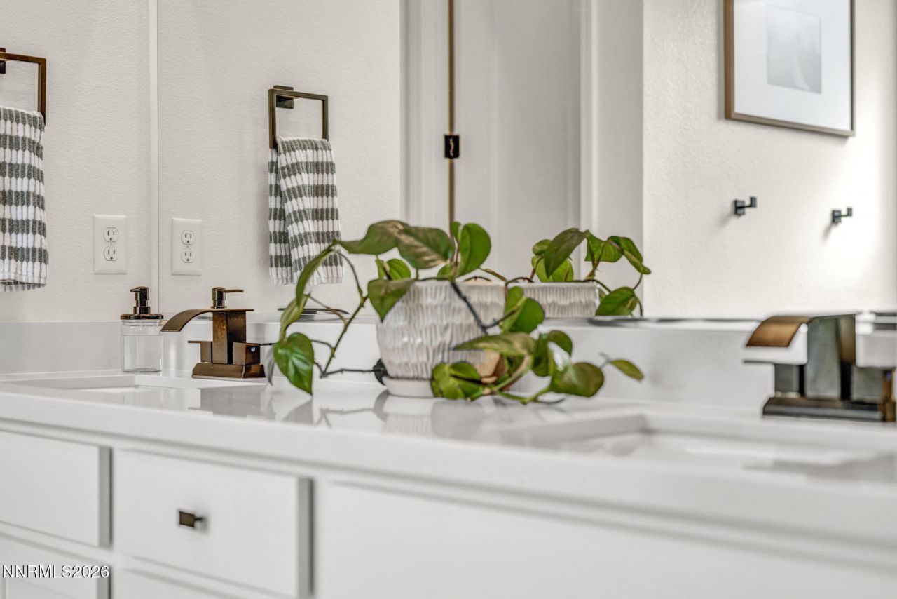 2469 Metolius Drive, Sparks, NV 89436 Photo