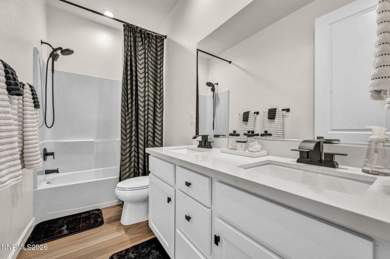 2469 Metolius Drive, Sparks, NV 89436 Photo