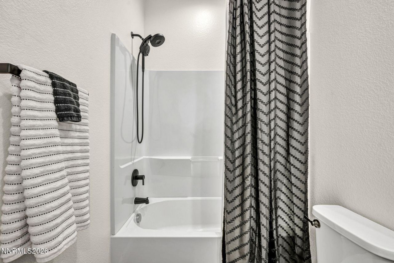 2469 Metolius Drive, Sparks, NV 89436 Photo