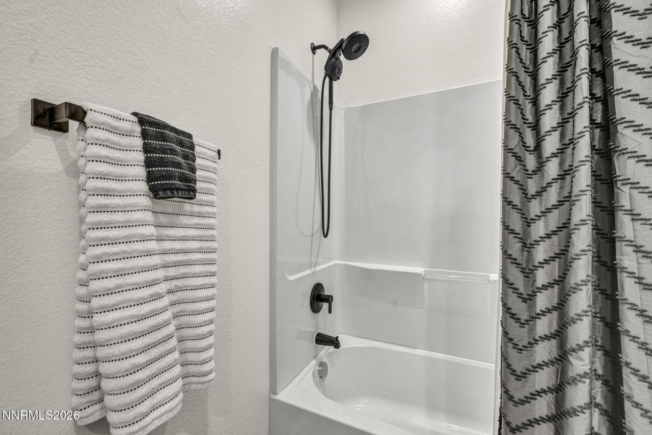 2469 Metolius Drive, Sparks, NV 89436 Photo