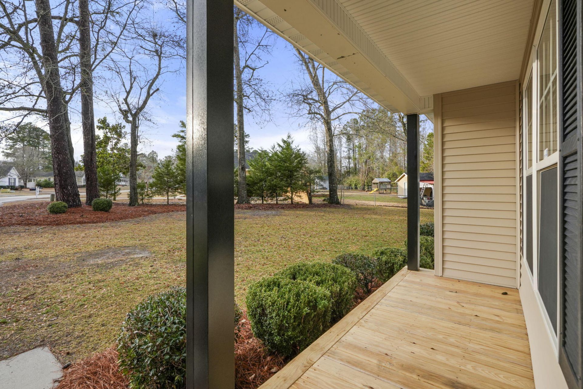 135 Litchfield Court Photo 54