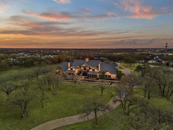 1096 Roadrunner Road, Bartonville, TX 76226