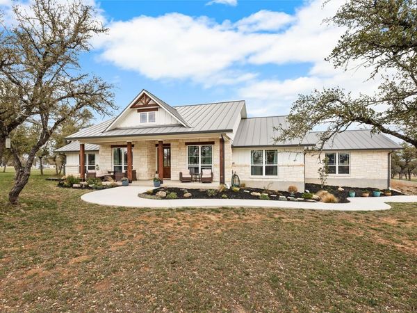 345 Morning Dew DR, Round Mountain, TX 78663