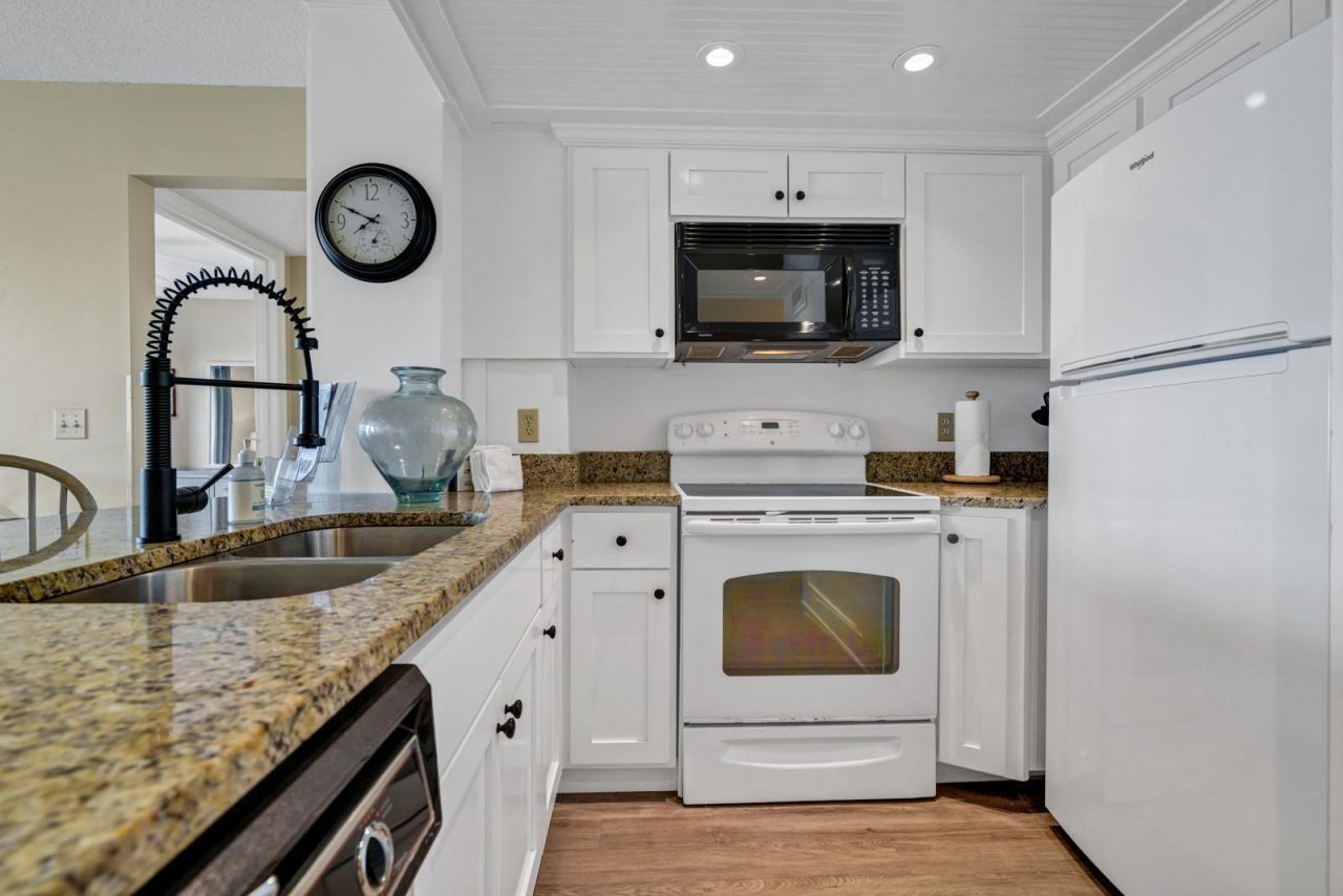 3701 Dock Site Road Photo 8