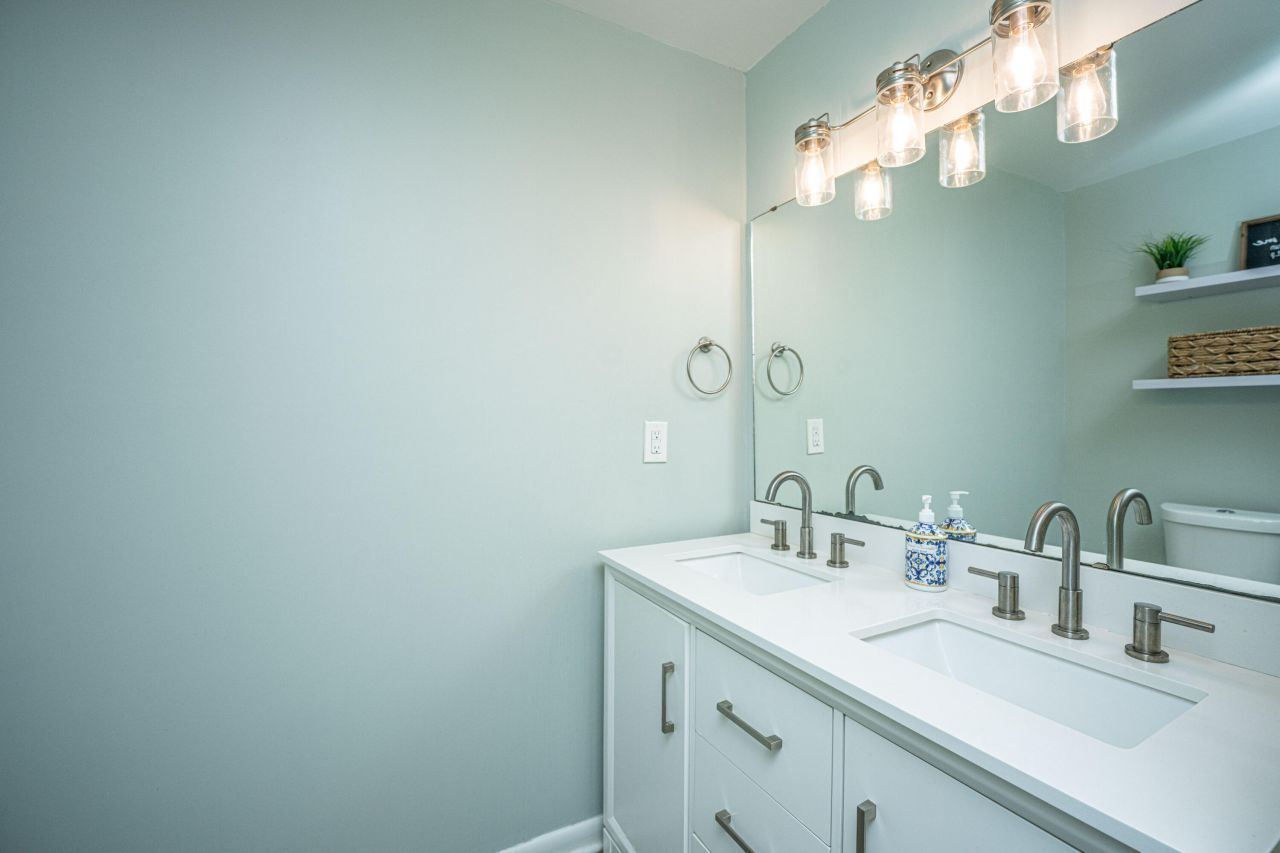 5310 Helene Drive Photo 27