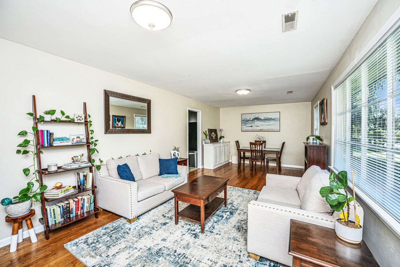 5310 Helene Drive Photo 7