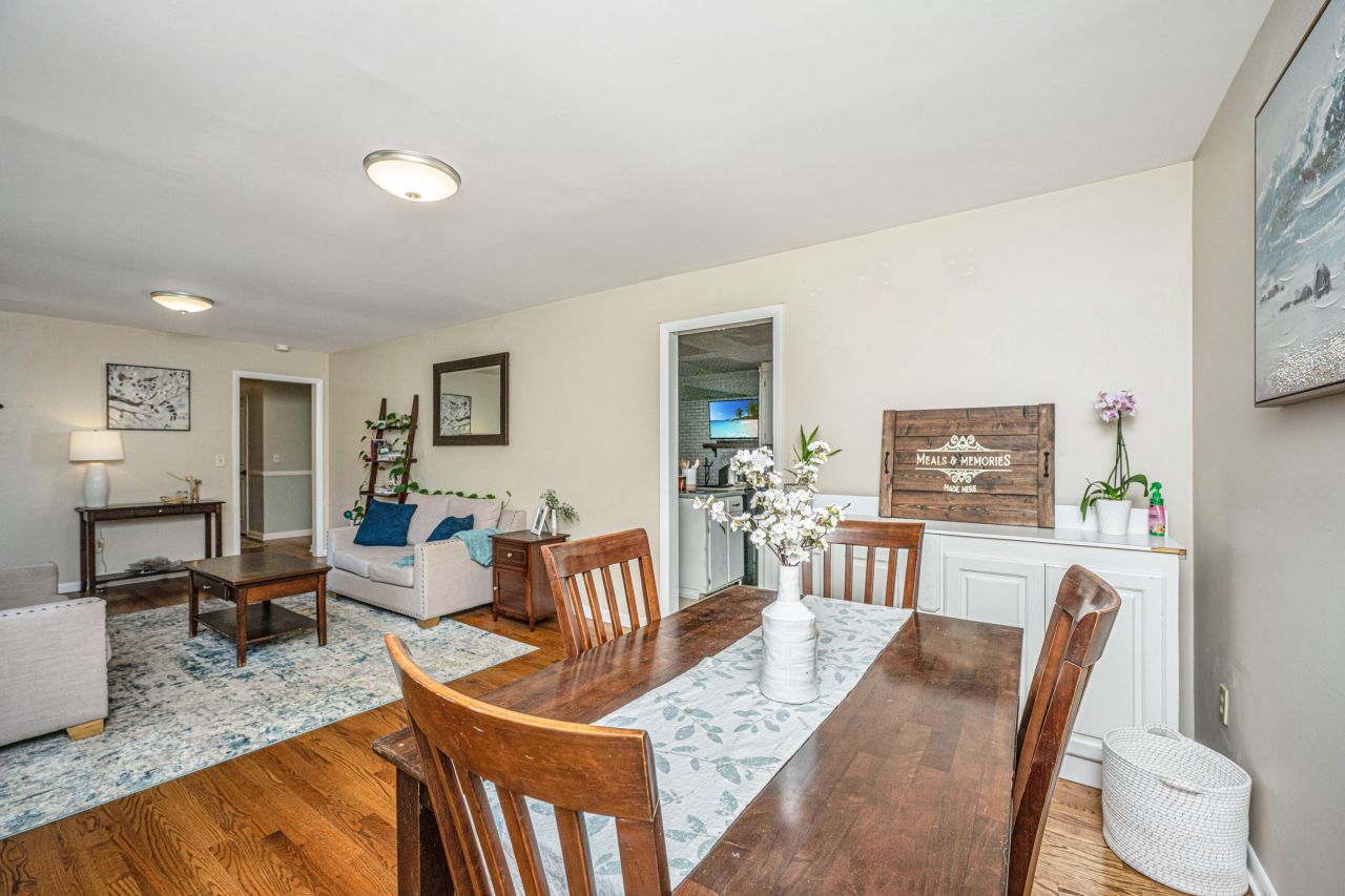 5310 Helene Drive Photo 8