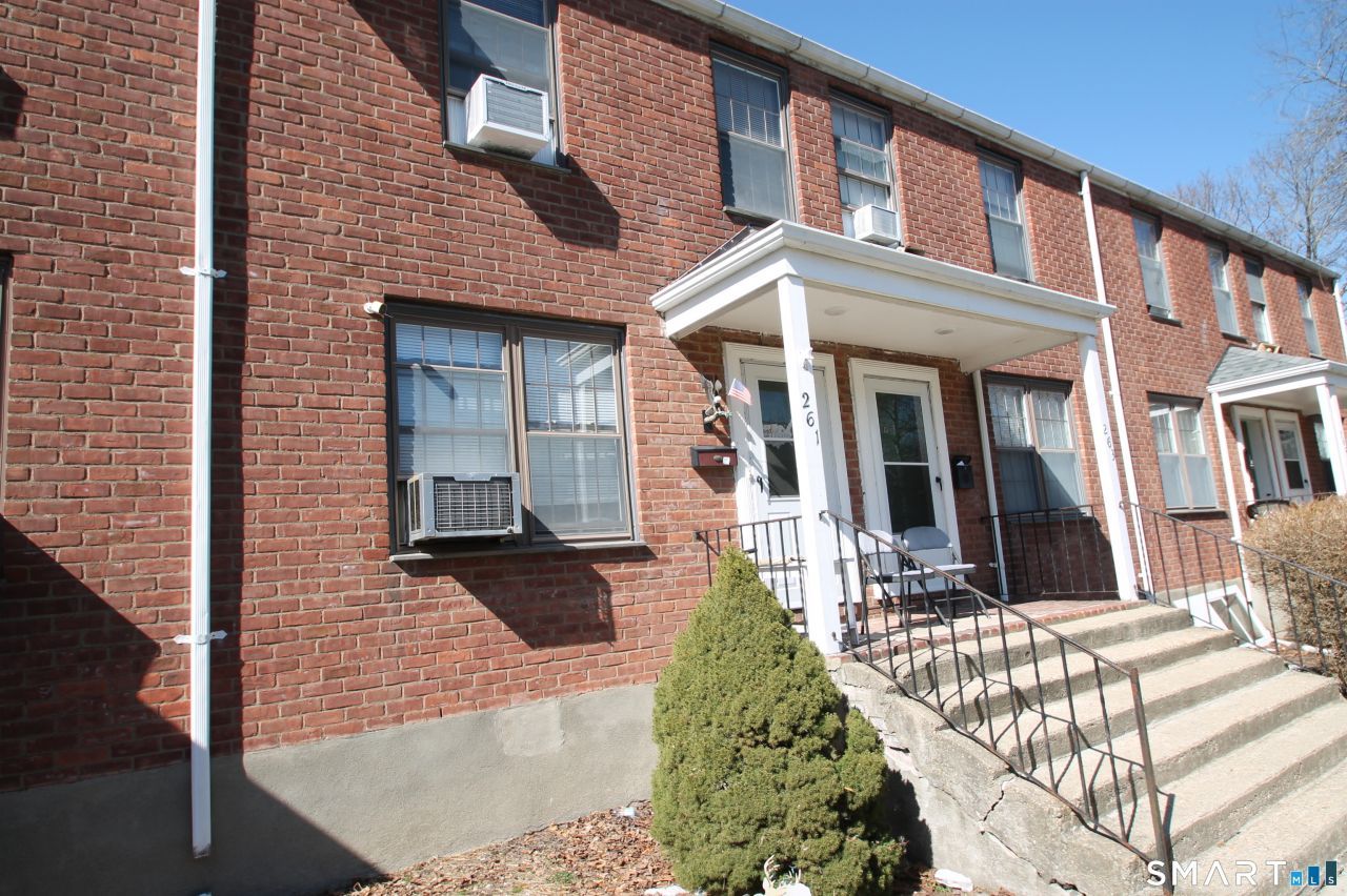 261 Pennsylvania, Unit 261, Bridgeport, CT 06610 Main Photo