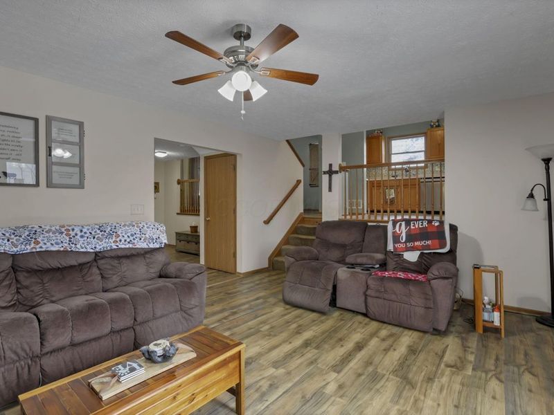 7010 Weurful Drive, Canal Winchester, OH 43110 Photo 11