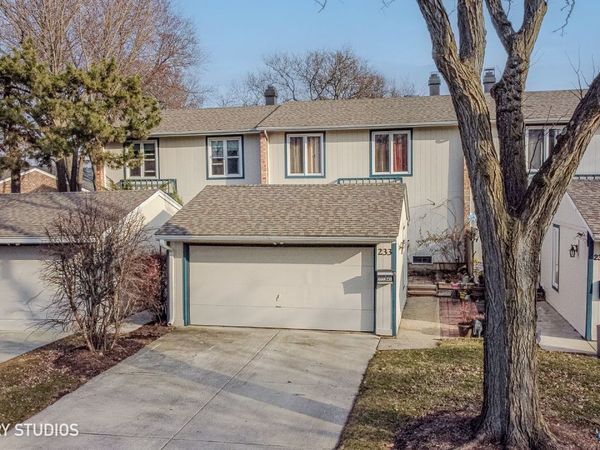 233 Lakeview Lane , Bloomingdale, IL 60108