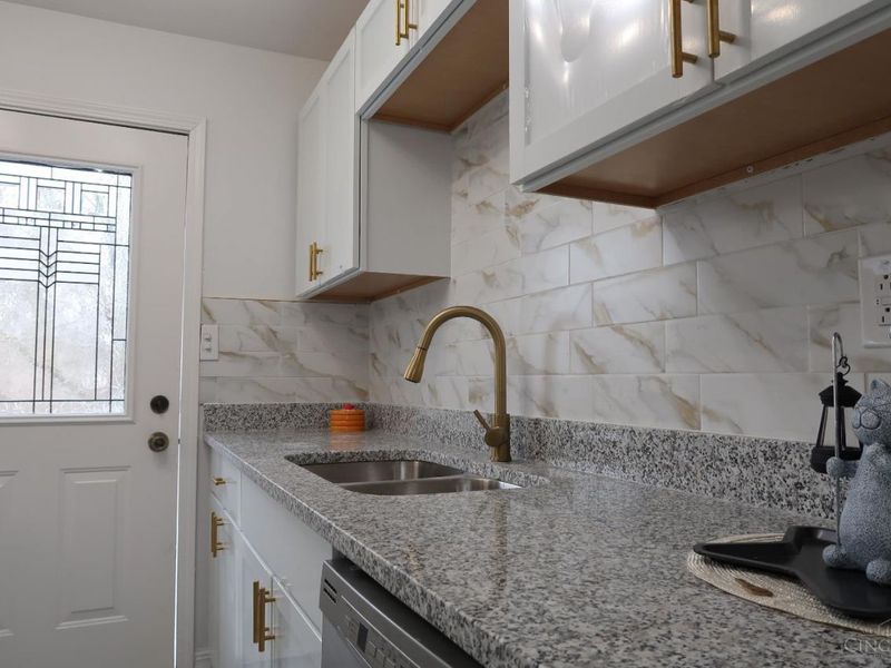 3252 Deshler Drive, Colerain Township, OH 45251 Photo 6