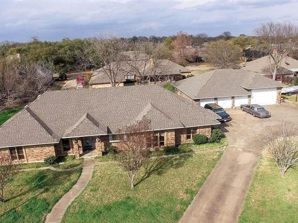 108 Heatherstone Circle, Kaufman, TX 75142