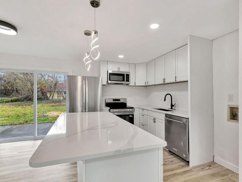 8719 Hood Court, Mount Healthy, OH 45231 Photo 11