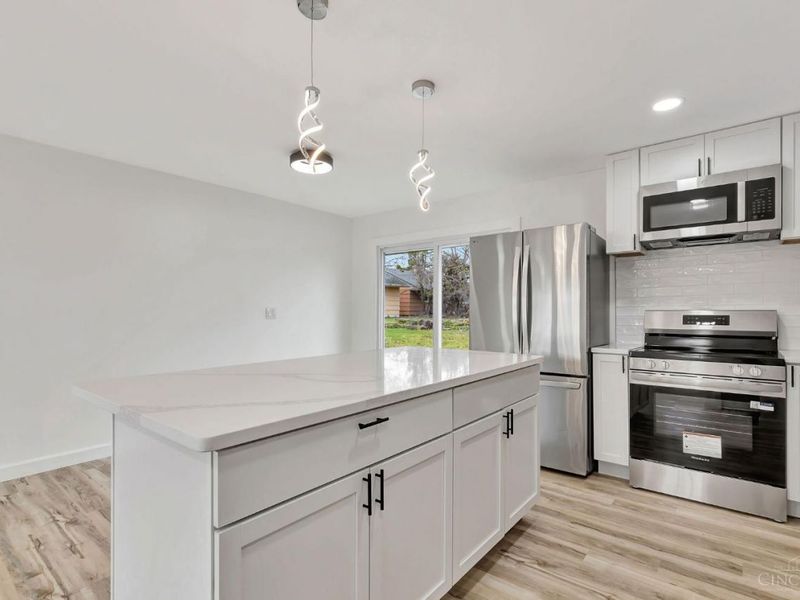 8719 Hood Court, Mount Healthy, OH 45231 Photo 12