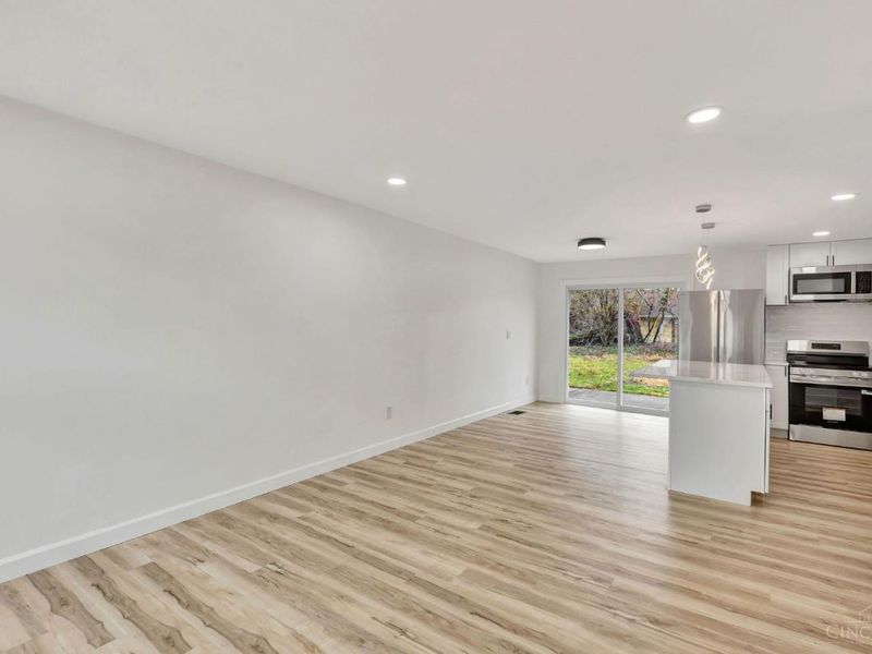 8719 Hood Court, Mount Healthy, OH 45231 Photo 7