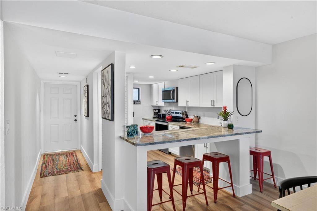 2711 1st St, Unit 203, Fort Myers, FL 33916 Photo