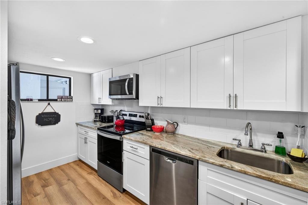 2711 1st St, Unit 203, Fort Myers, FL 33916 Photo