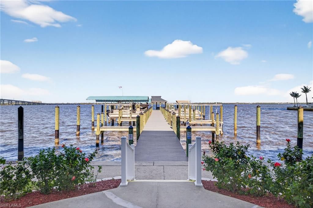 2711 1st St, Unit 203, Fort Myers, FL 33916 Photo
