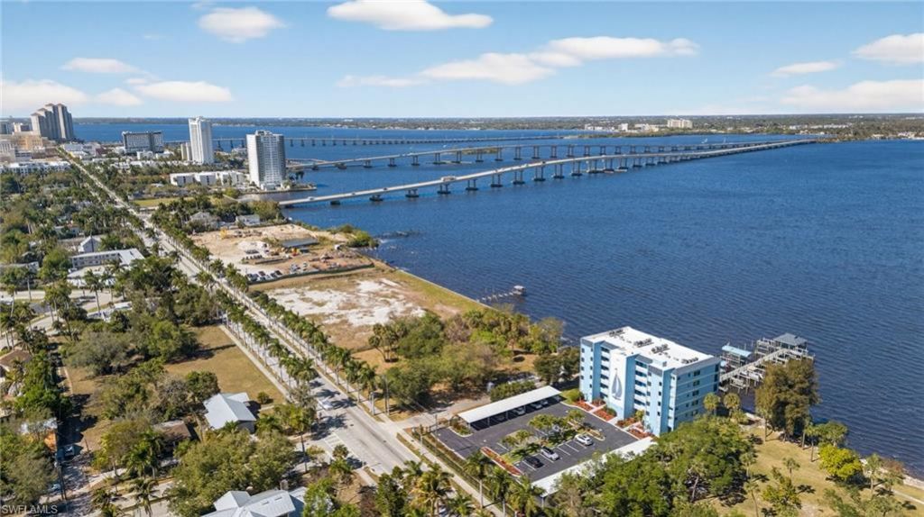 2711 1st St, Unit 203, Fort Myers, FL 33916 Photo