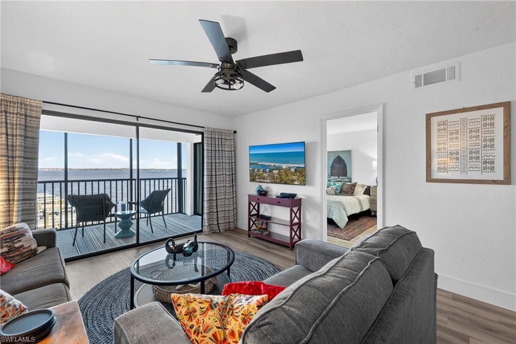 2711 1st St, Unit 203, Fort Myers, FL 33916 Photo