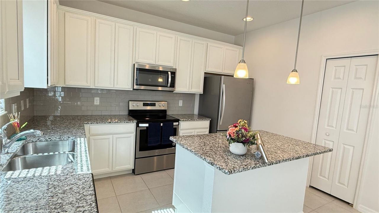 2564 Sedge Grass Way , Orlando, FL 32824 Photo