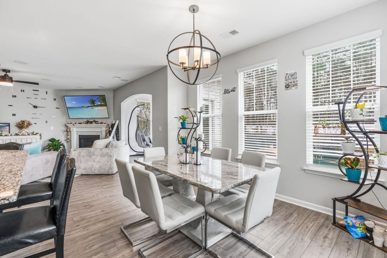 140 Azure Loop  Photo 10