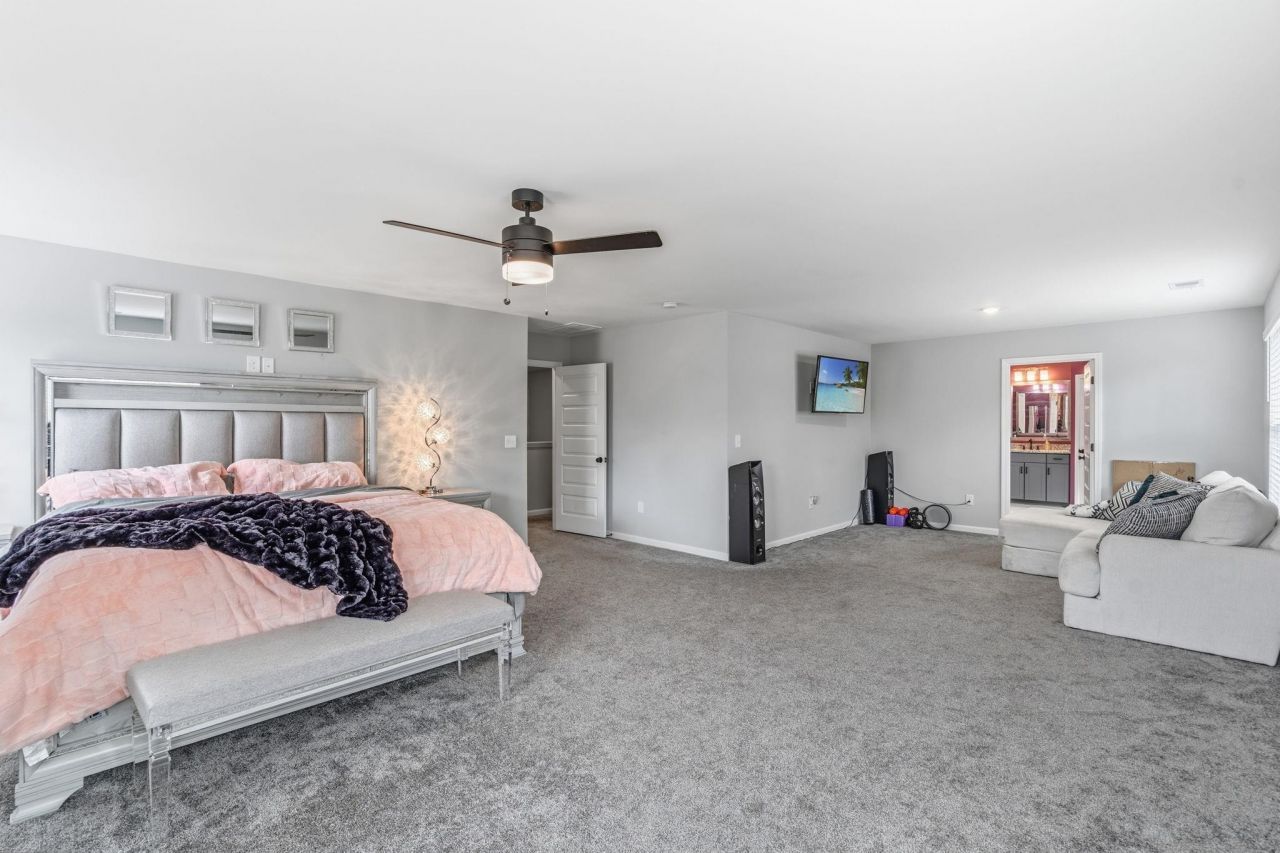 140 Azure Loop  Photo 24