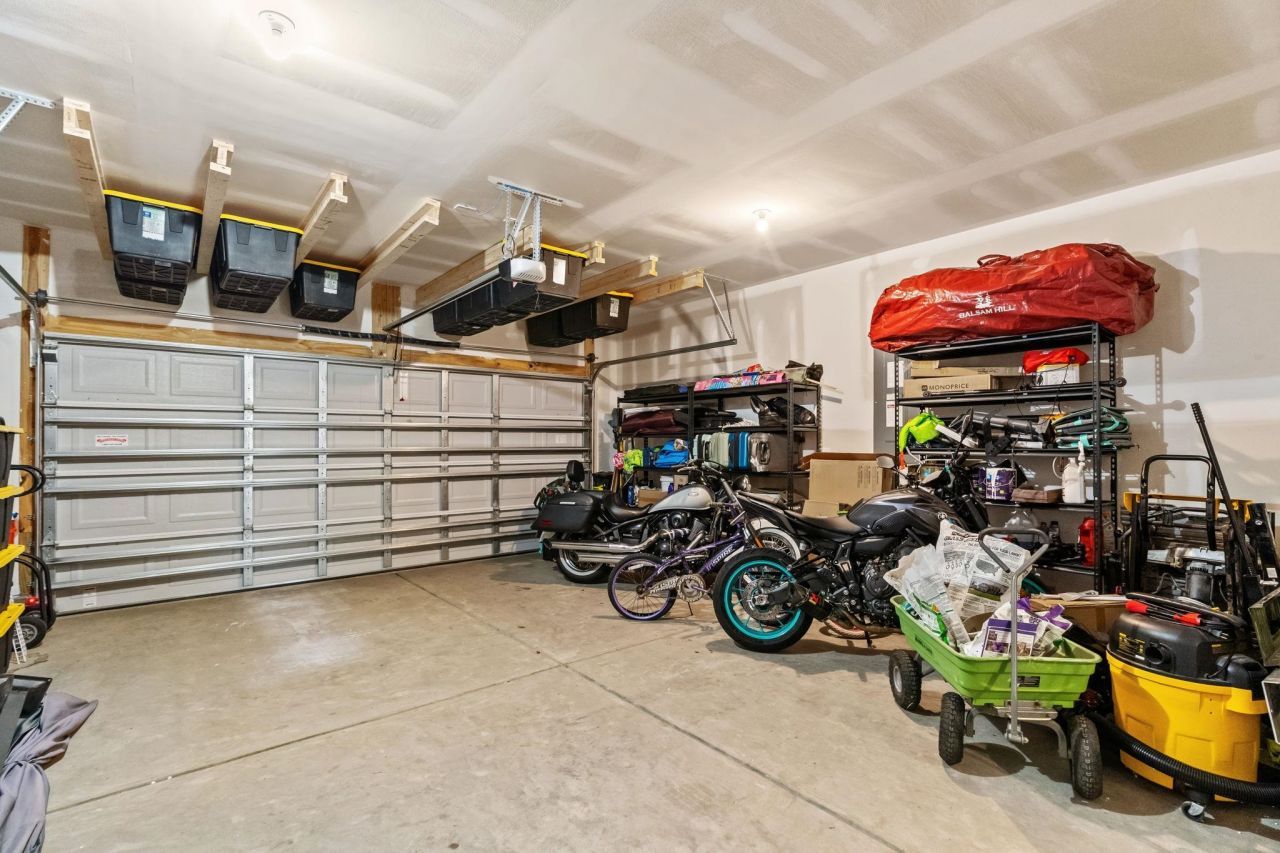 140 Azure Loop  Photo 29