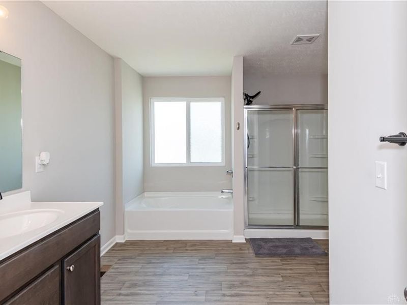 766 Hunters Run Drive, Brookville, OH 45309 Photo 25