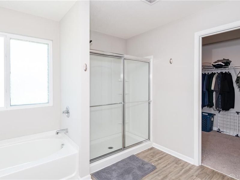 766 Hunters Run Drive, Brookville, OH 45309 Photo 27