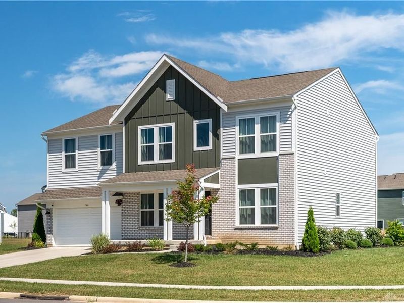 766 Hunters Run Drive, Brookville, OH 45309 Photo 3