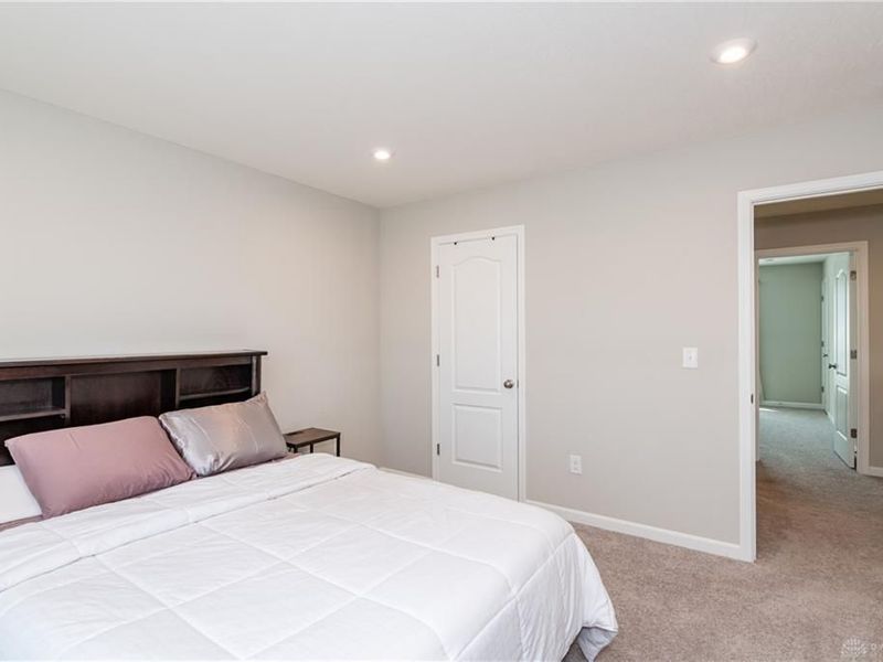 766 Hunters Run Drive, Brookville, OH 45309 Photo 32