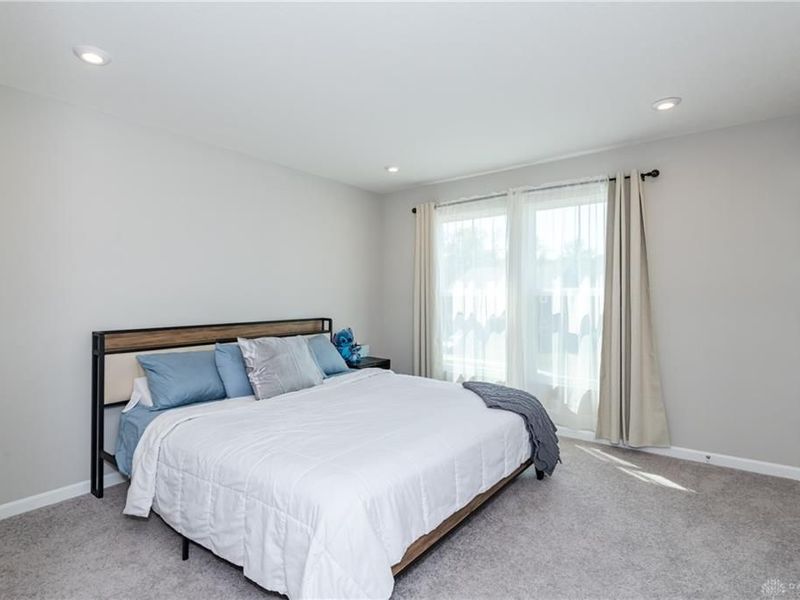 766 Hunters Run Drive, Brookville, OH 45309 Photo 33