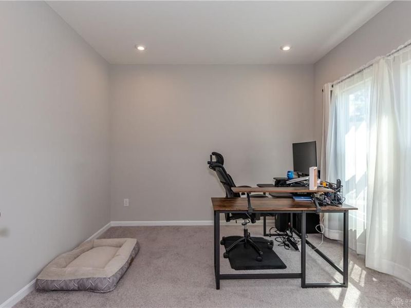 766 Hunters Run Drive, Brookville, OH 45309 Photo 38