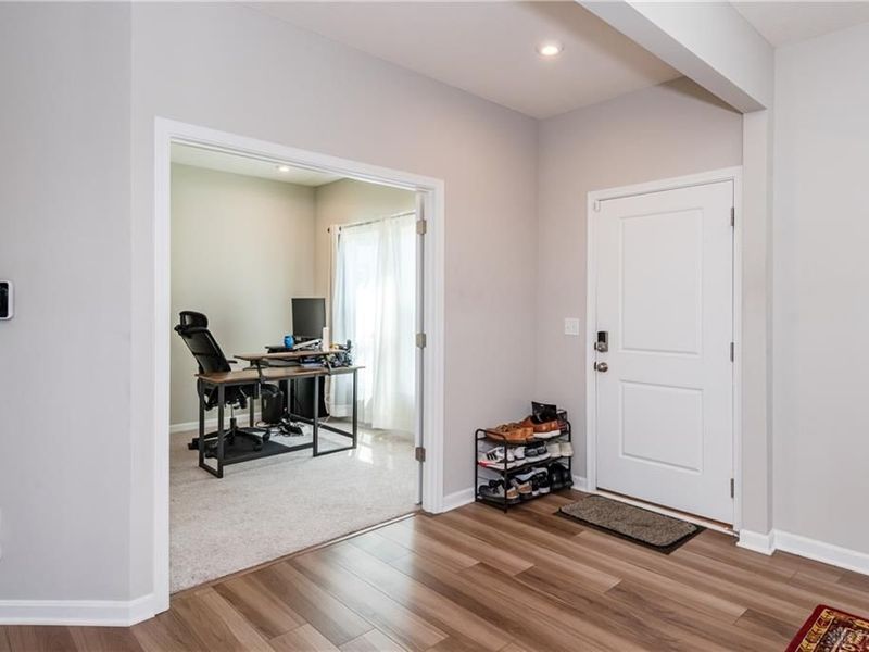 766 Hunters Run Drive, Brookville, OH 45309 Photo 5