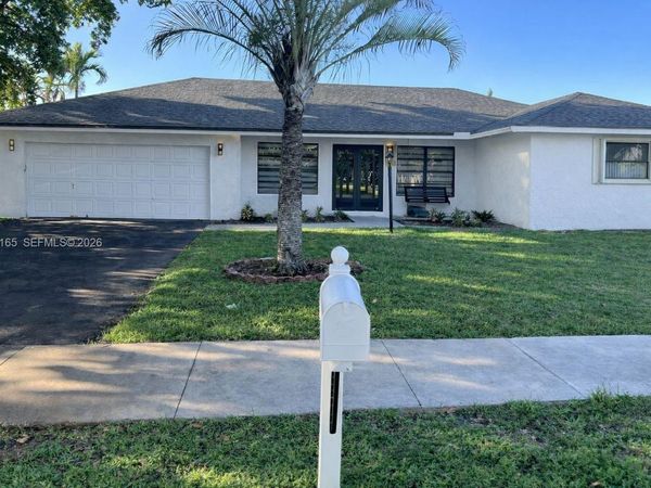 1801 NW 42nd St , Oakland Park, FL 33309